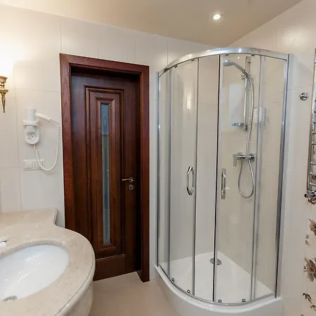 Galant 3* Трускавец