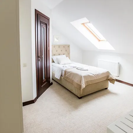 Galant 3* Трускавец