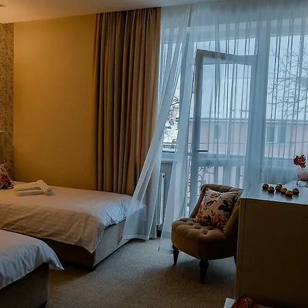 Galant Hotel 3*